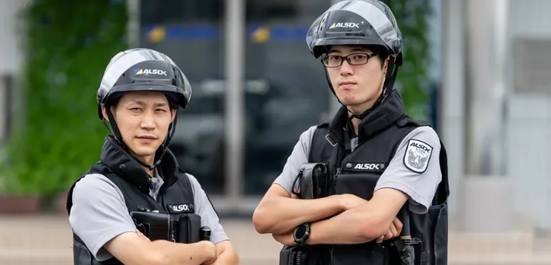 警備輸送隊員のインタビュー写真