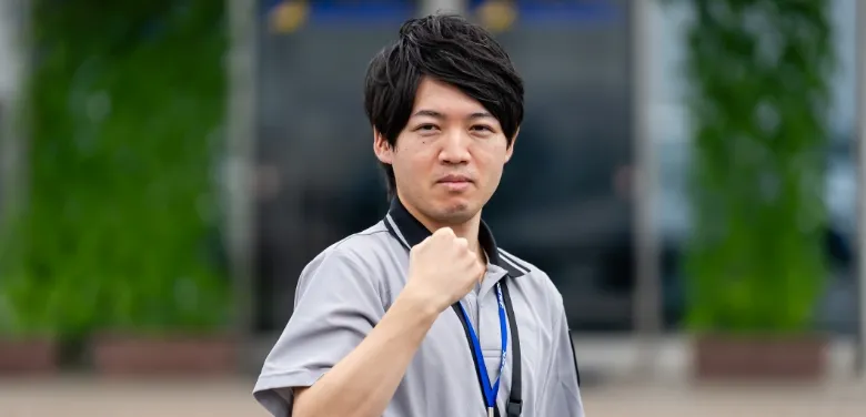 資金センター員のインタビュー写真