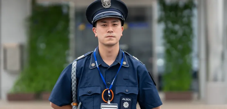 常駐警備隊員のインタビュー写真